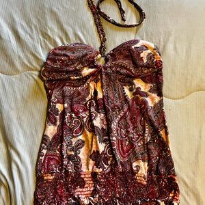 Paisley halter top with neck strap.